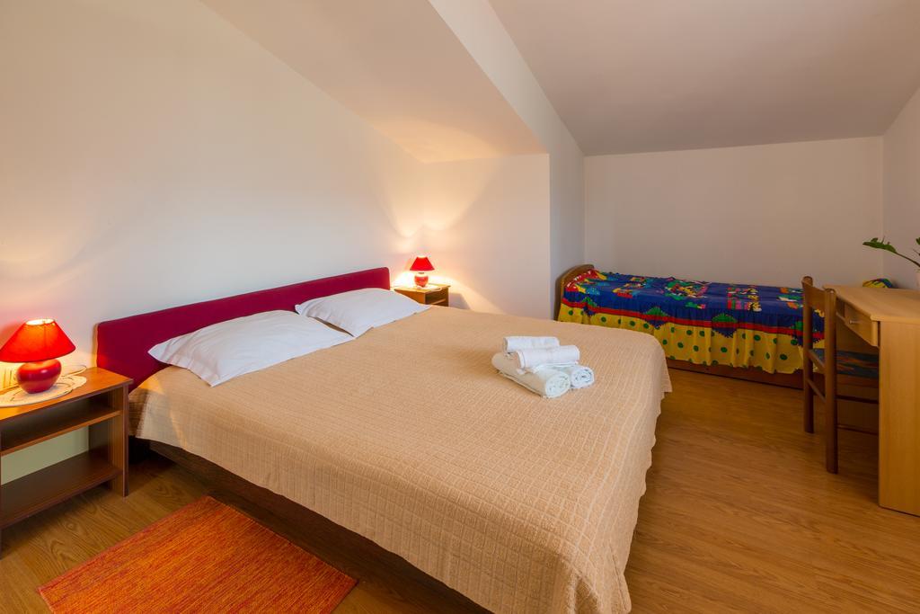 Apartments Marica Novi Vinodolski Kültér fotó