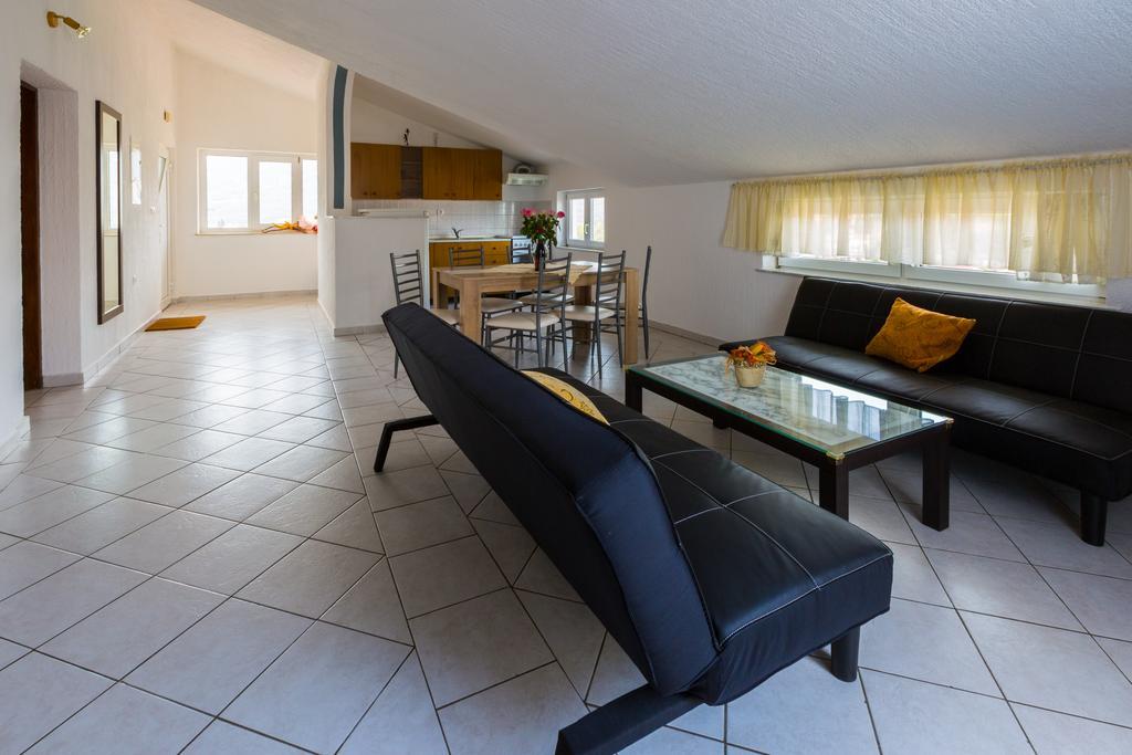 Apartments Marica Novi Vinodolski Kültér fotó