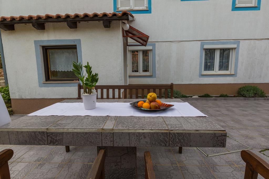 Apartments Marica Novi Vinodolski Kültér fotó