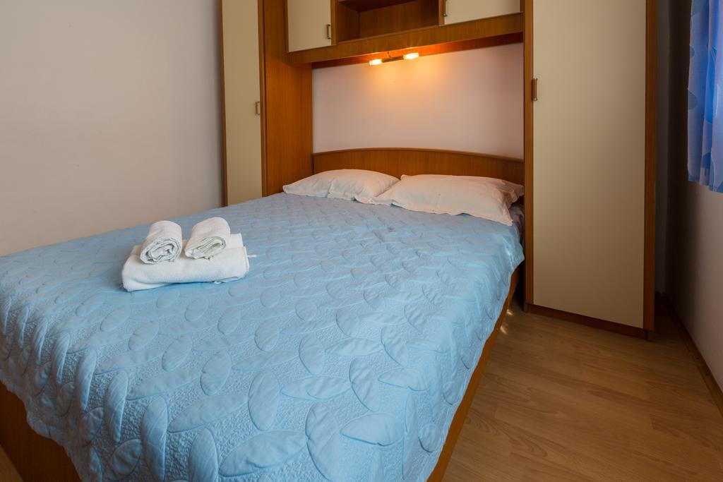 Apartments Marica Novi Vinodolski Kültér fotó