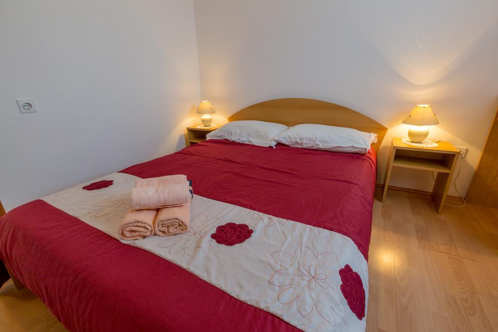 Apartments Marica Novi Vinodolski Kültér fotó