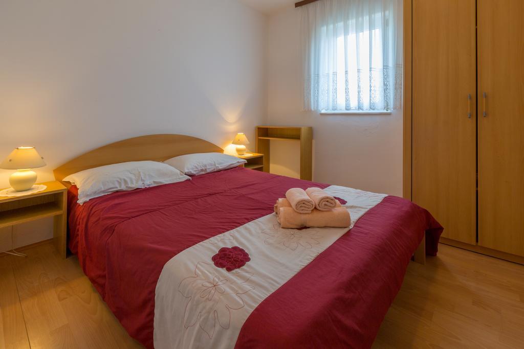 Apartments Marica Novi Vinodolski Kültér fotó
