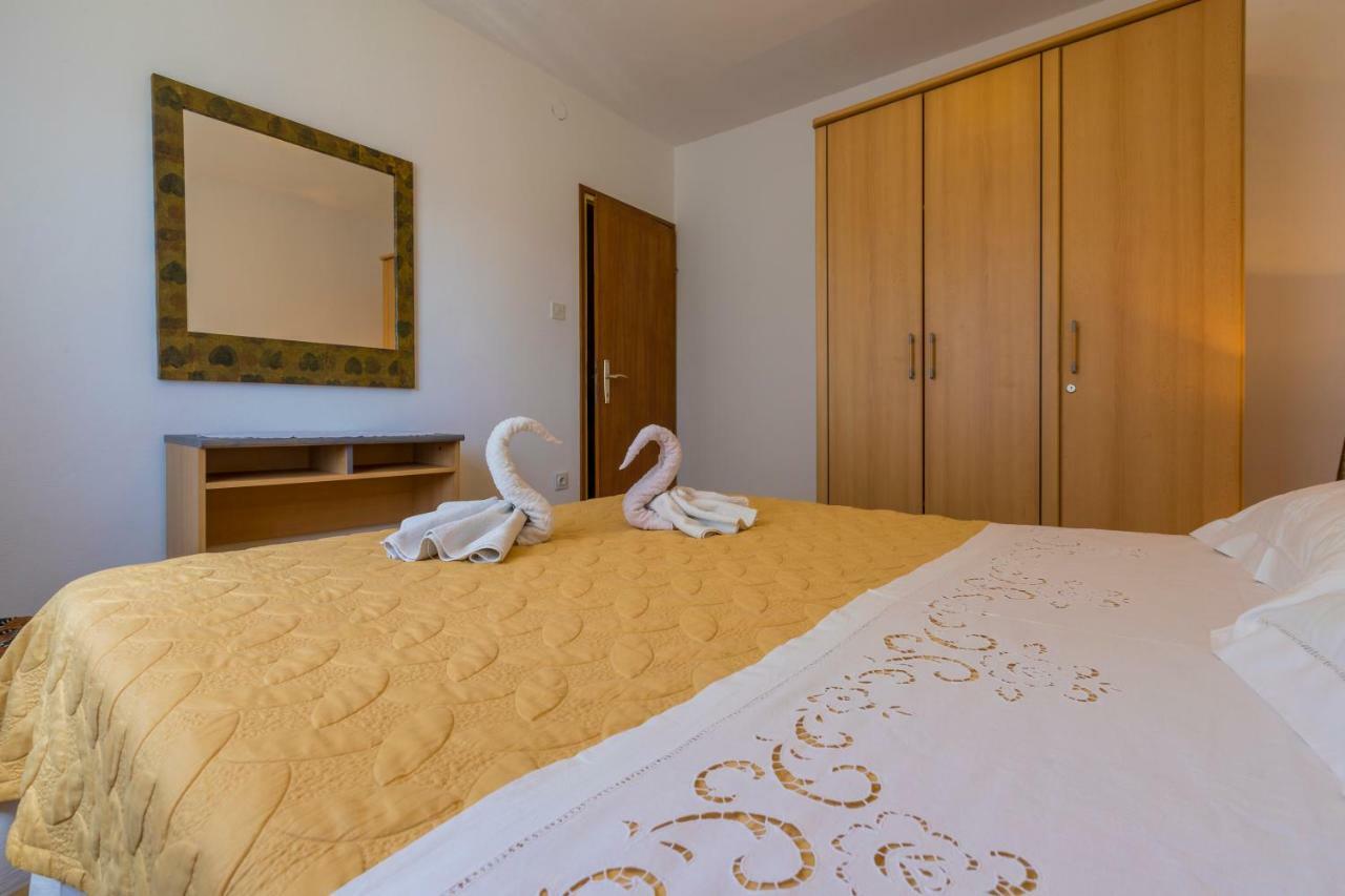 Apartments Marica Novi Vinodolski Kültér fotó