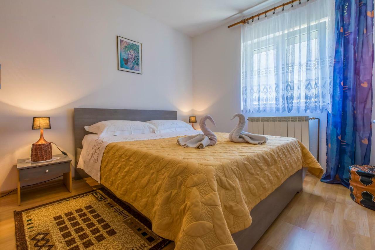 Apartments Marica Novi Vinodolski Kültér fotó