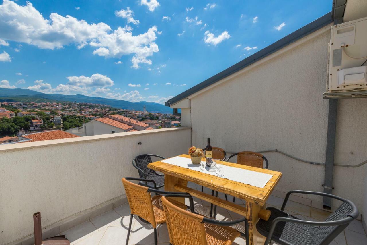 Apartments Marica Novi Vinodolski Kültér fotó