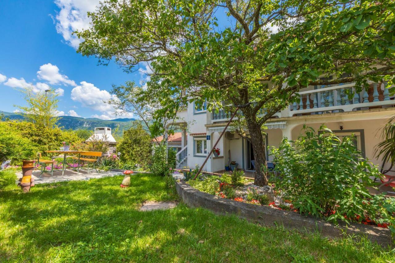 Apartments Marica Novi Vinodolski Kültér fotó