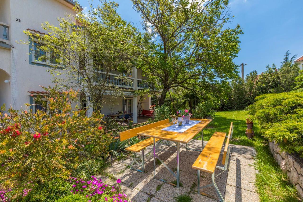 Apartments Marica Novi Vinodolski Kültér fotó