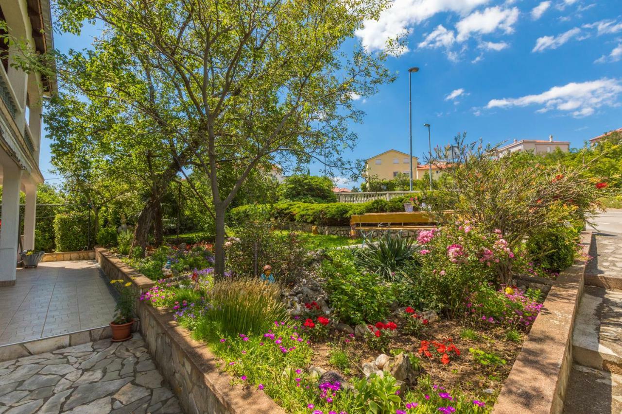 Apartments Marica Novi Vinodolski Kültér fotó